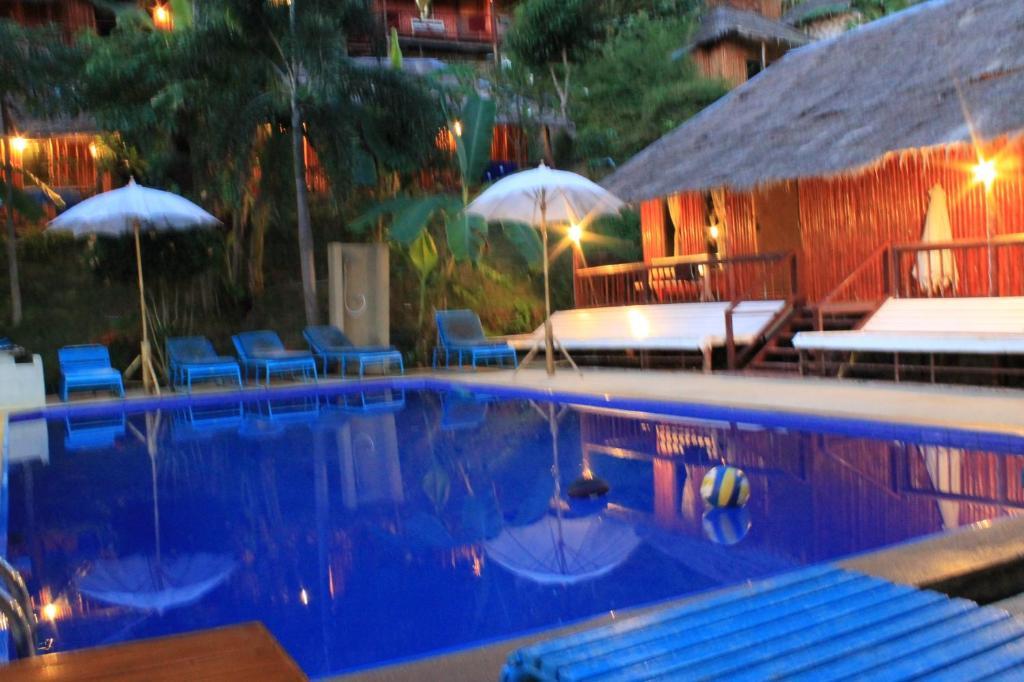 Bamboo Mountain View Phi Phi Resort Exterior photo