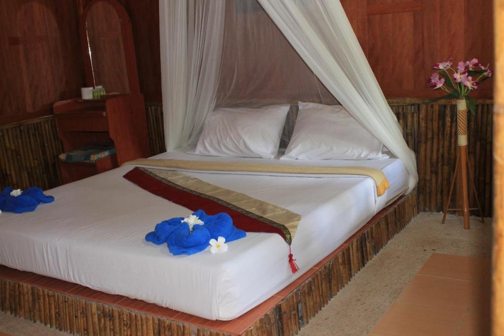 Bamboo Mountain View Phi Phi Resort Exterior photo