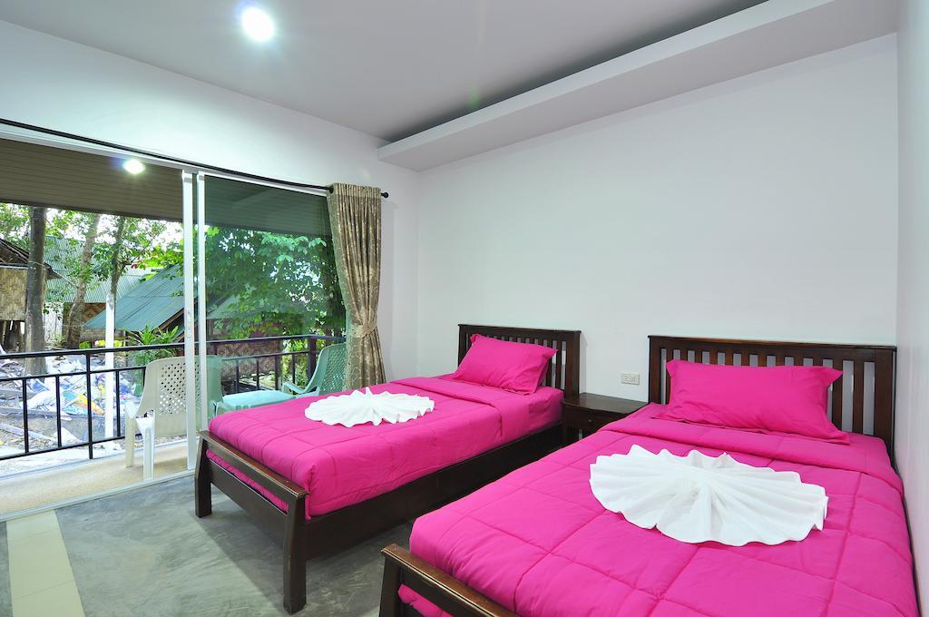 Bamboo Mountain View Phi Phi Resort Room photo