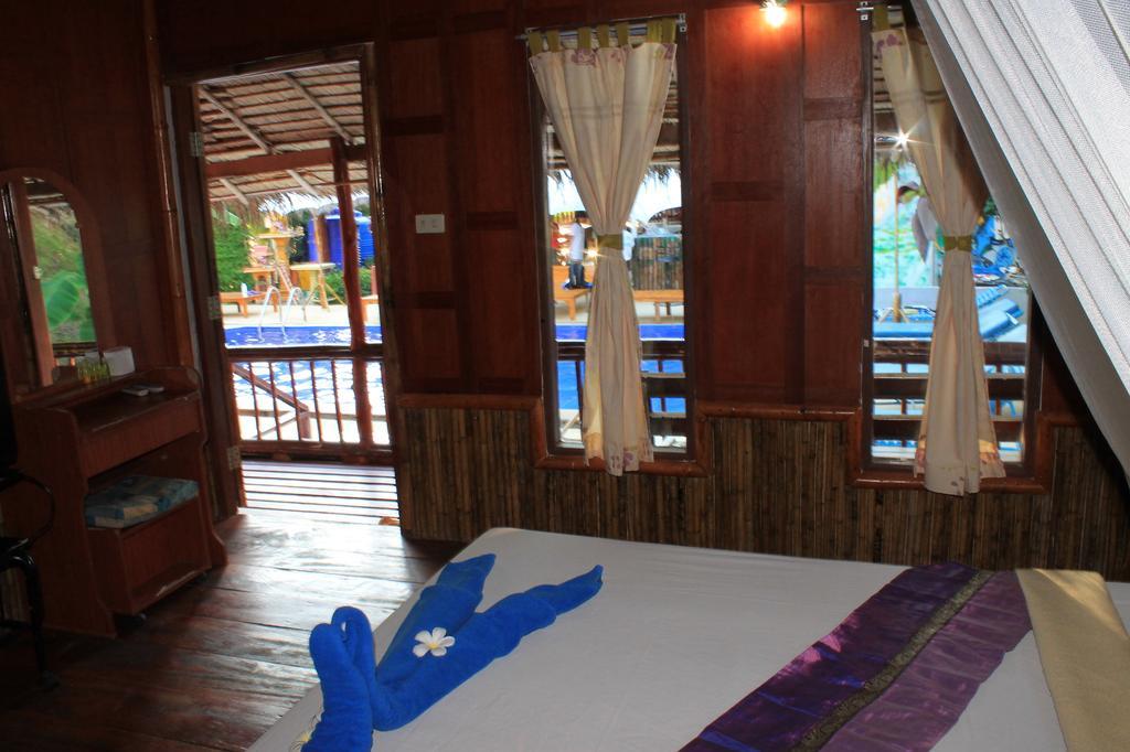 Bamboo Mountain View Phi Phi Resort Room photo