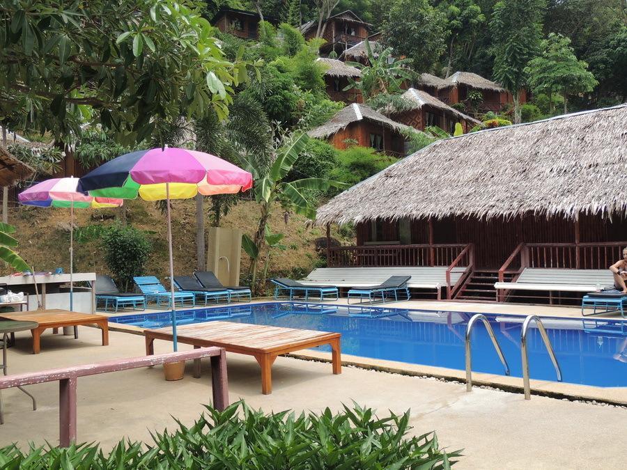Bamboo Mountain View Phi Phi Resort Exterior photo
